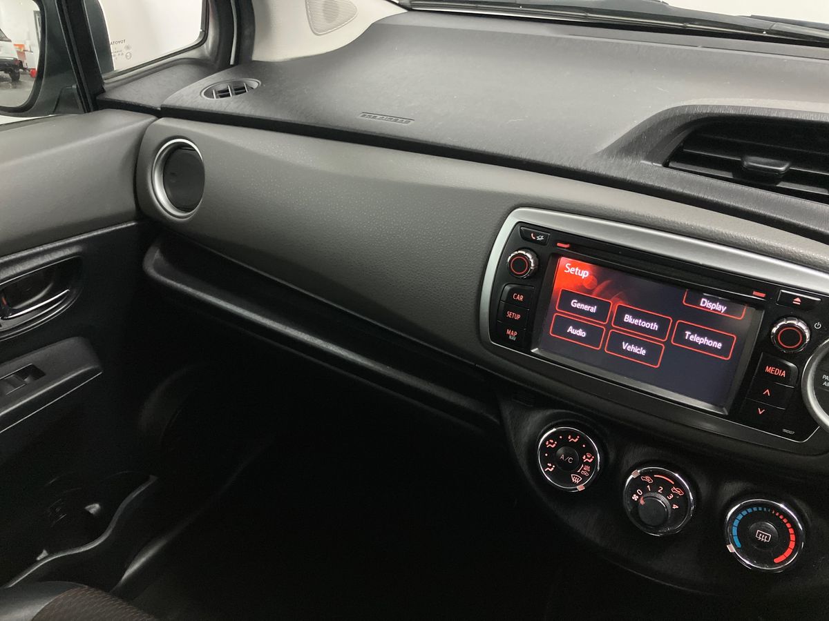 Used Toyota Yaris 2012 for sale - 76158353: Photo 37