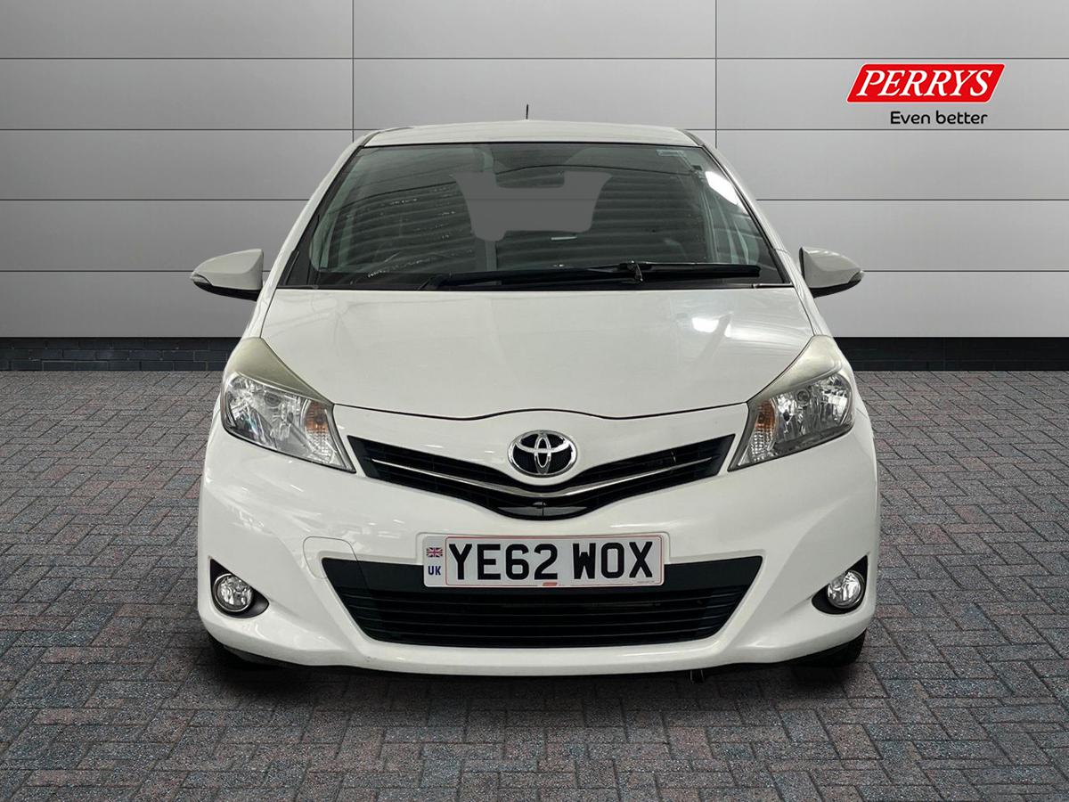 Used Toyota Yaris 2012 for sale - 76158353: Photo 4