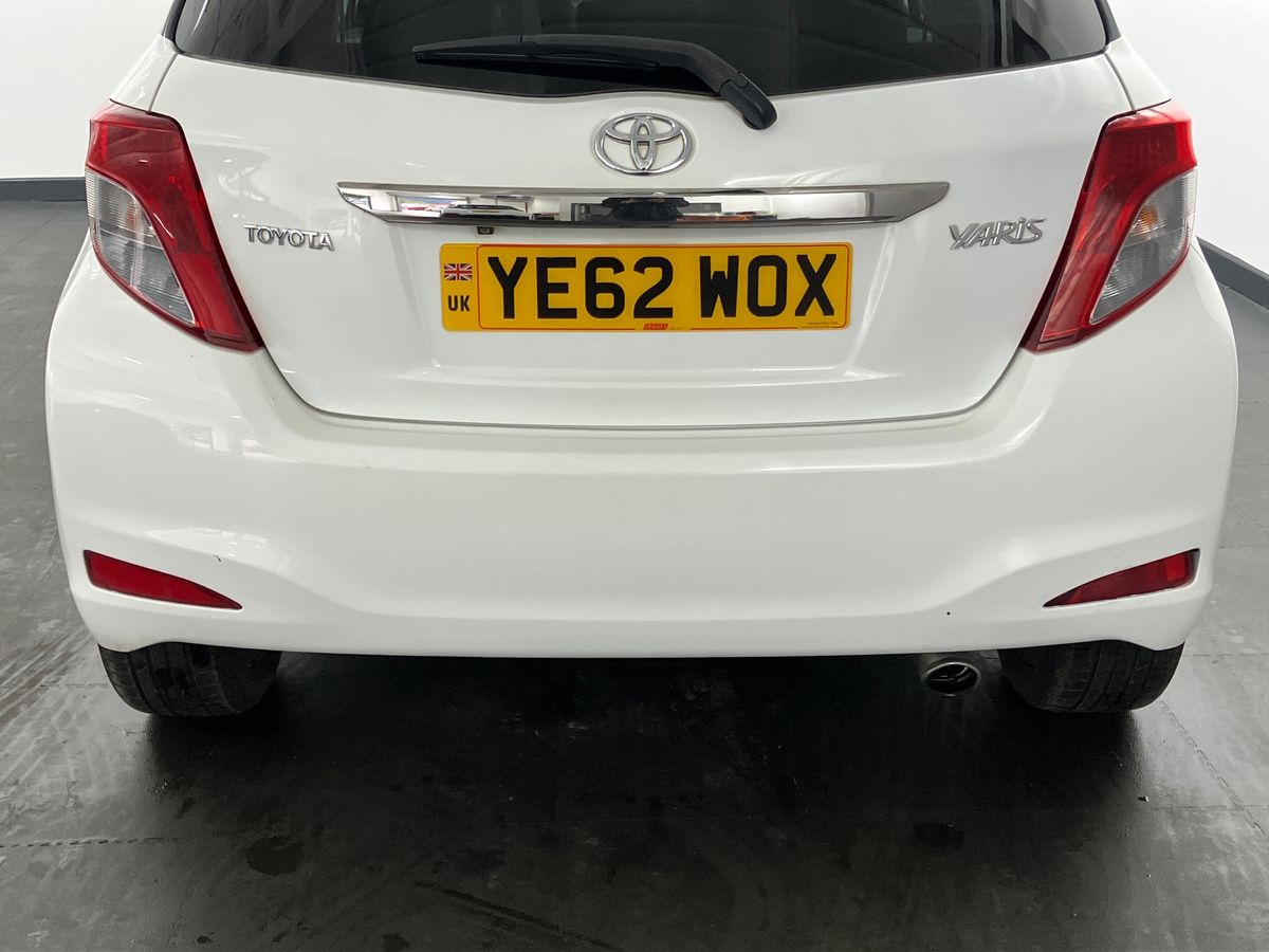 Used Toyota Yaris 2012 for sale - 76158353: Photo 41