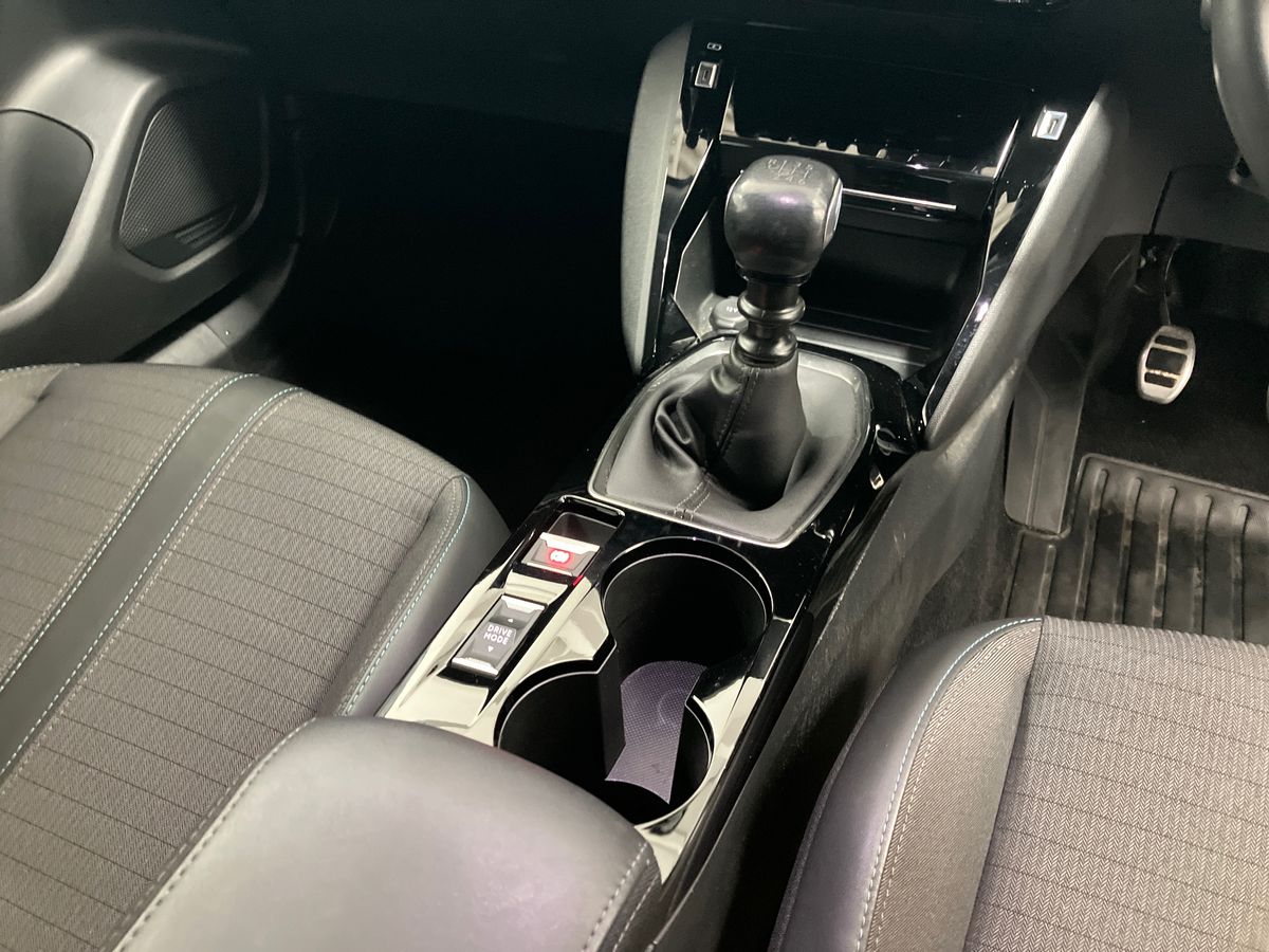 Used Peugeot 2008 2022 for sale - 77051678: Photo 17