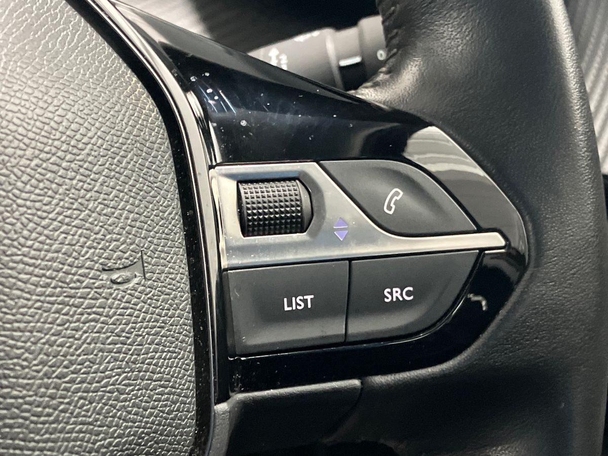 Used Peugeot 2008 2022 for sale - 77051678: Photo 30