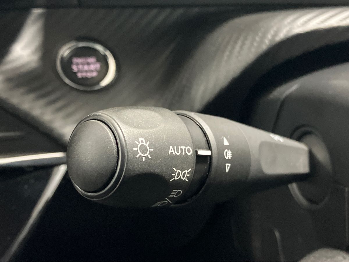 Used Peugeot 2008 2022 for sale - 77051678: Photo 32