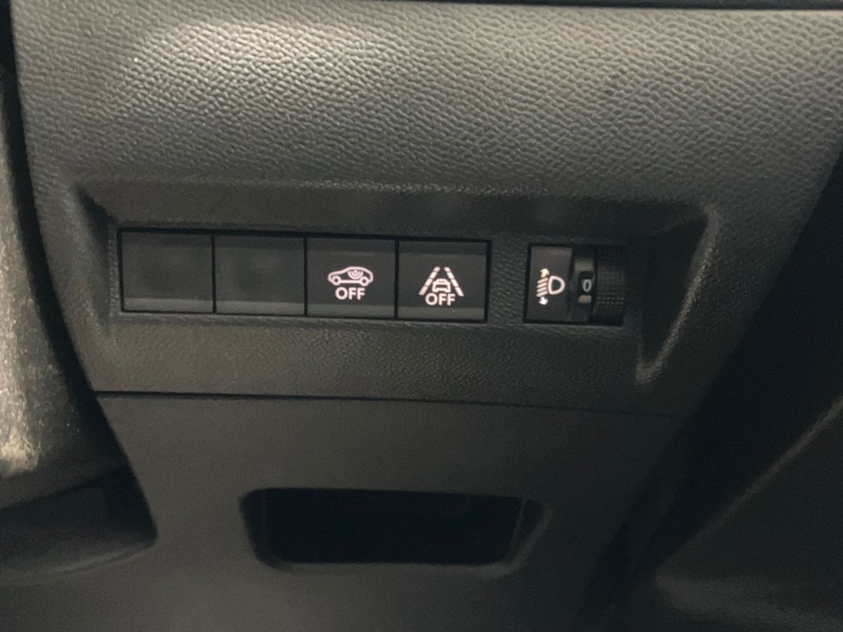 Used Peugeot 2008 2022 for sale - 77051678: Photo 34