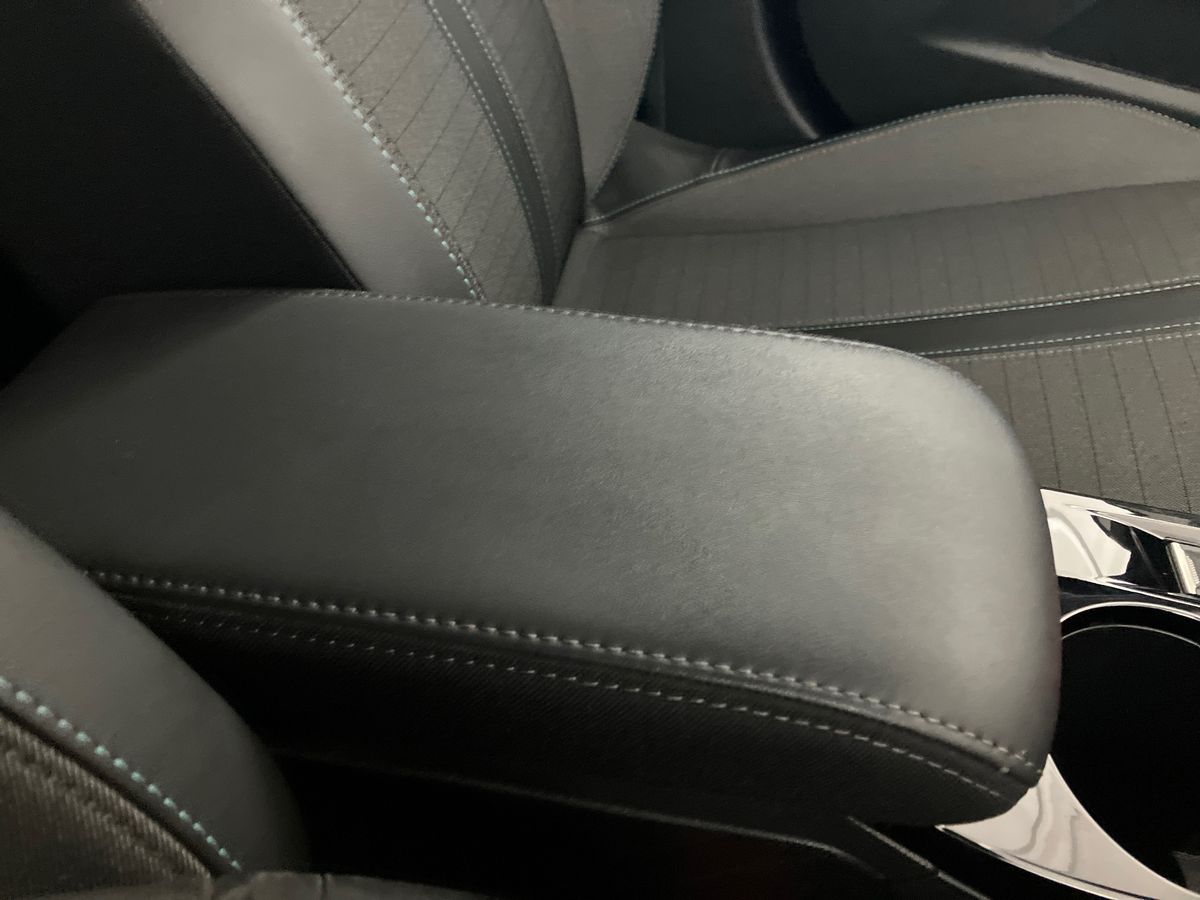 Used Peugeot 2008 2022 for sale - 77051678: Photo 39