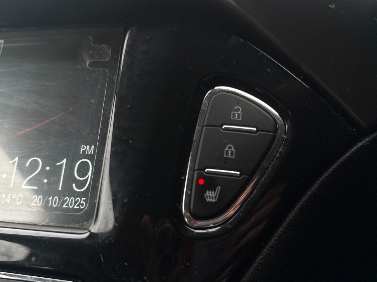 Used Vauxhall Corsa 2018 for sale - 76518241: Photo 37