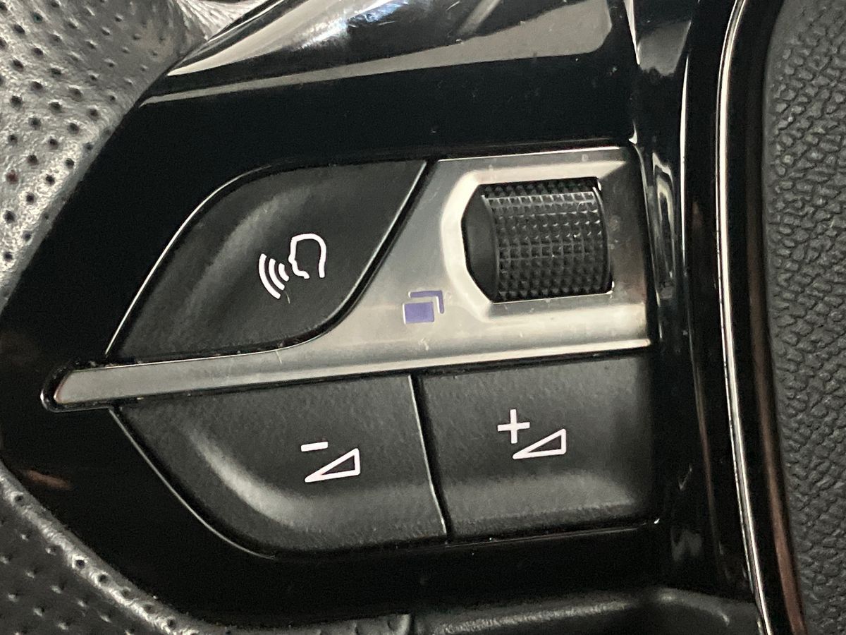 Used Peugeot 2008 2022 for sale - 78177597: Photo 16