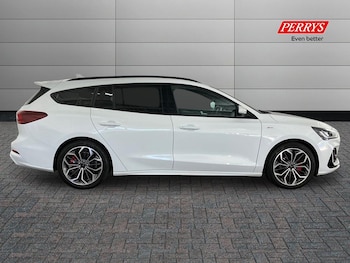 Used Ford Focus 2022 for sale - 75863259: Photo