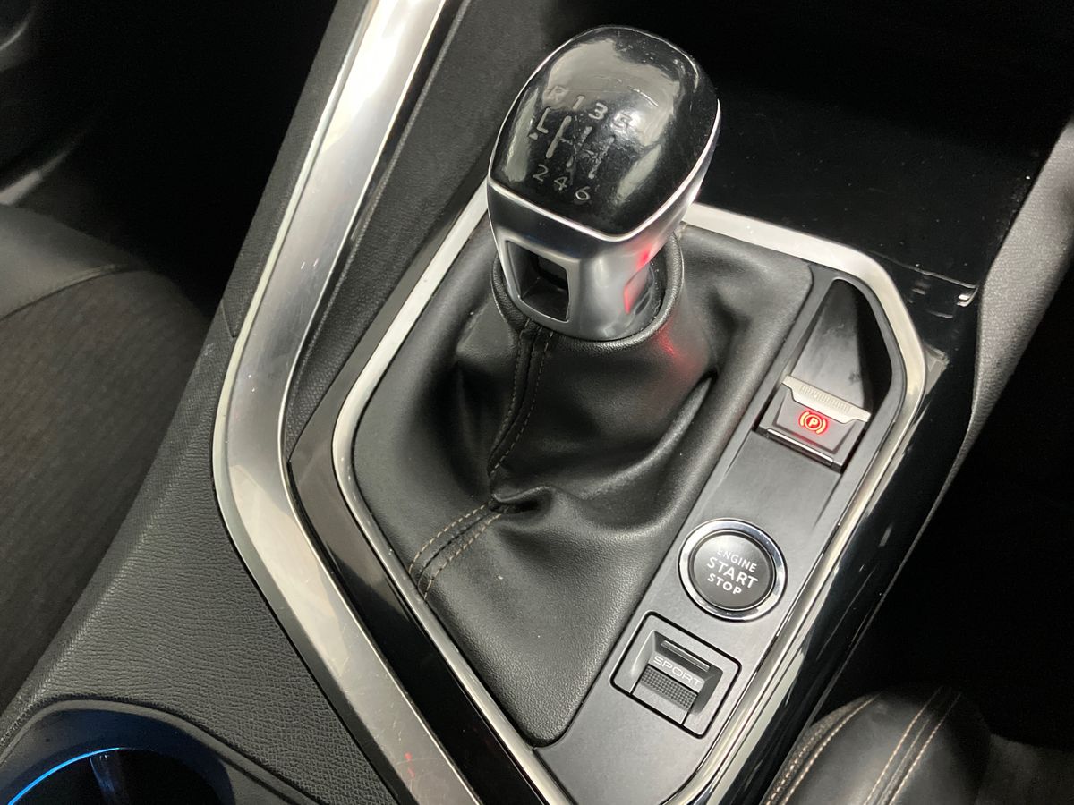 Used Peugeot 3008 2020 for sale - 76330720: Photo 40