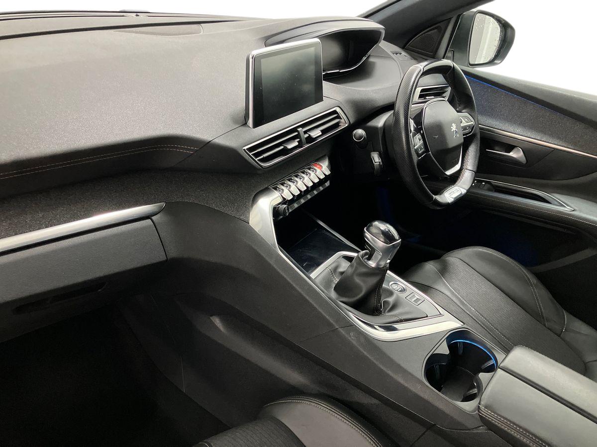 Used Peugeot 3008 2020 for sale - 76330720: Photo 6