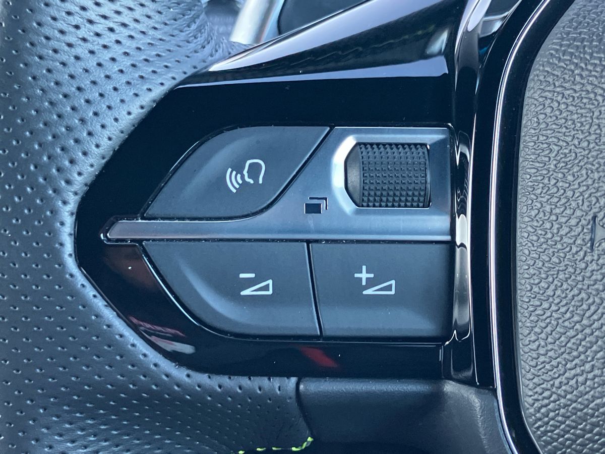 Used Peugeot 208 2023 for sale - 77113683: Photo 17