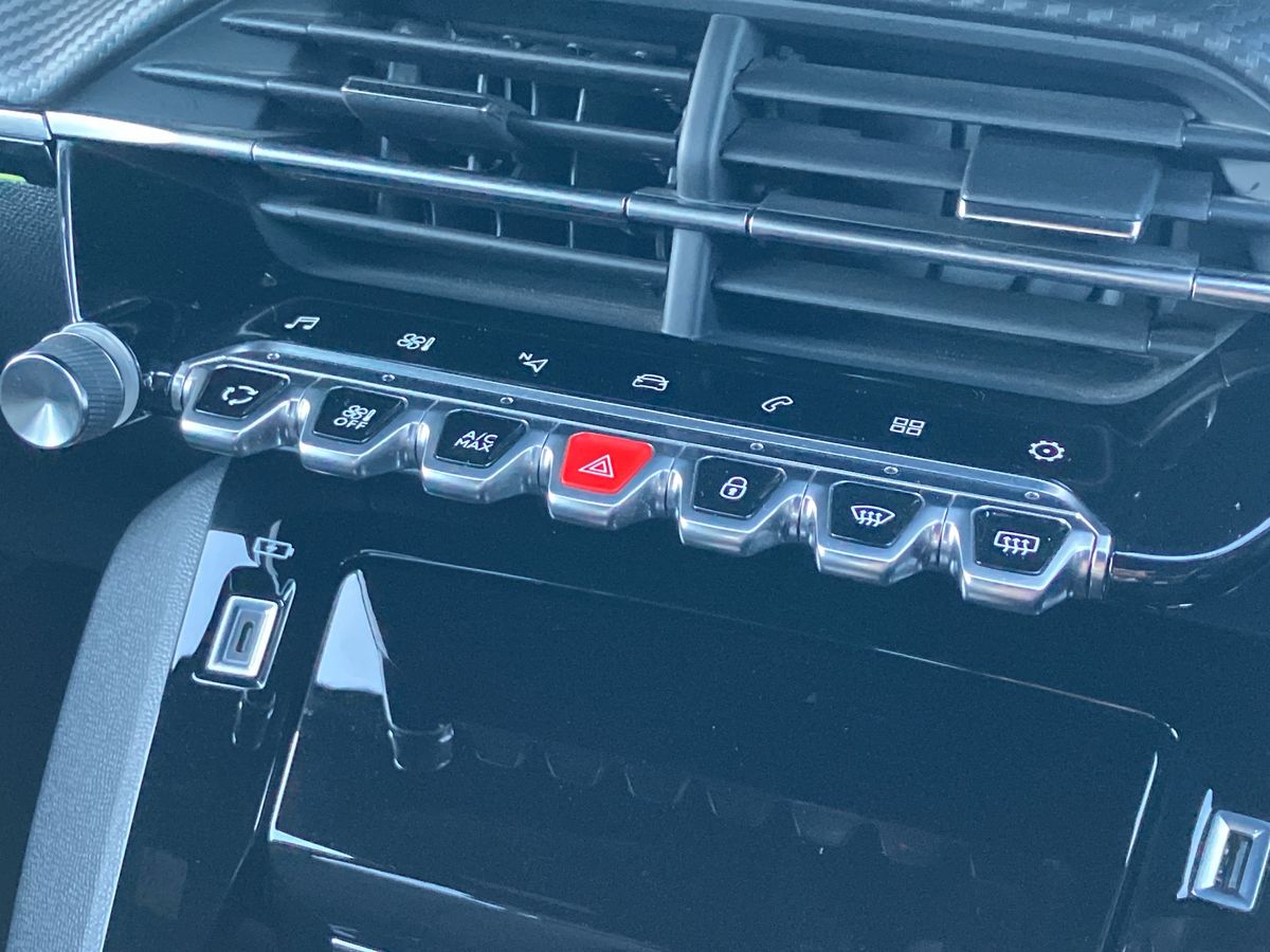 Used Peugeot 208 2023 for sale - 77113683: Photo 26