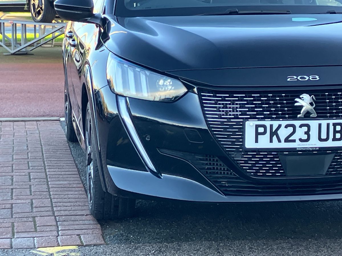 Used Peugeot 208 2023 for sale - 77113683: Photo 32