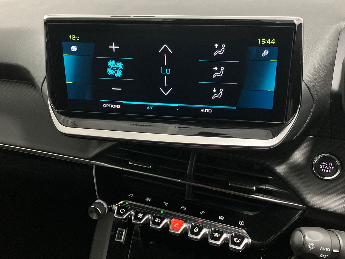 Used Peugeot 2008 2022 for sale - 76542365: Photo 12