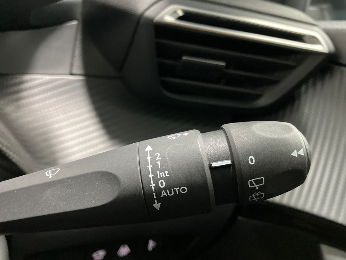 Used Peugeot 2008 2022 for sale - 76542365: Photo 32