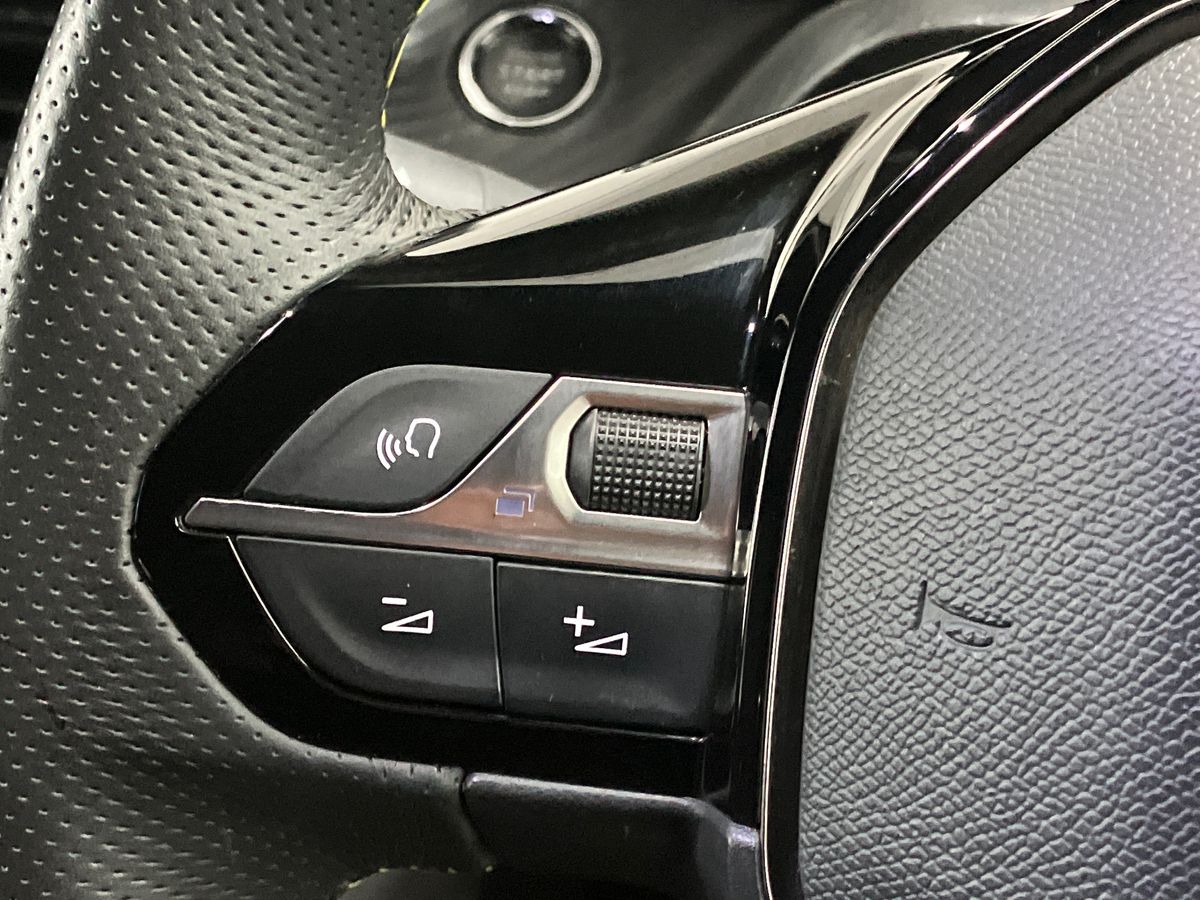 Used Peugeot 2008 2022 for sale - 76792568: Photo 16