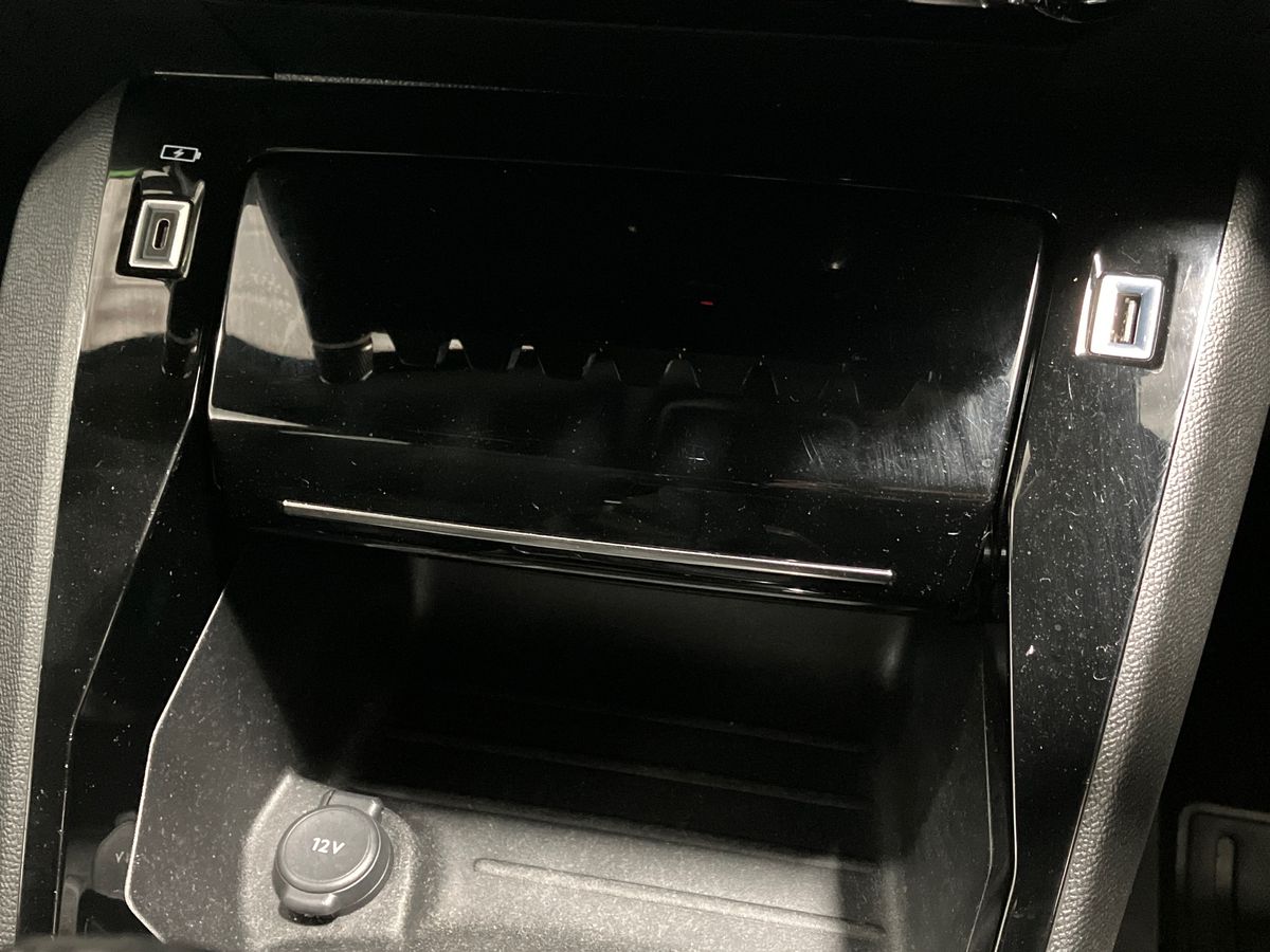 Used Peugeot 2008 2022 for sale - 76792568: Photo 36