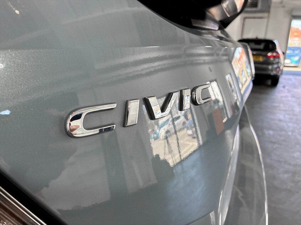 Used Honda Civic 2020 for sale - 78189810: Photo 29