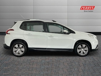 Used Peugeot 2008 2016 for sale - 75850530: Photo