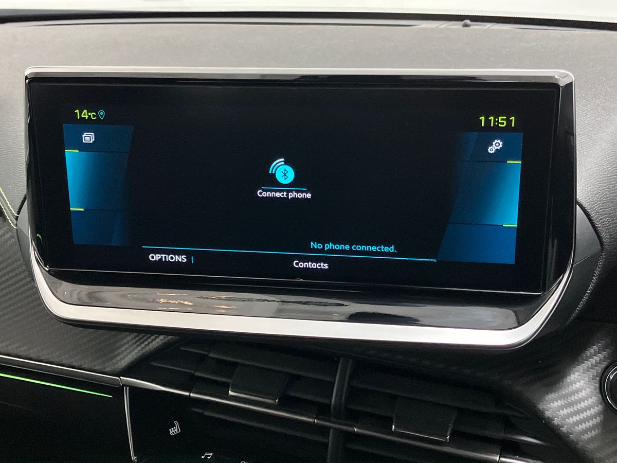 Used Peugeot 2008 2023 for sale - 76128128: Photo 32