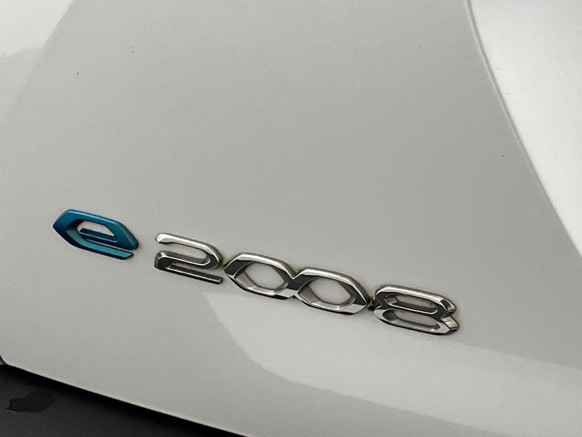 Used Peugeot 2008 2023 for sale - 76128128: Photo 59