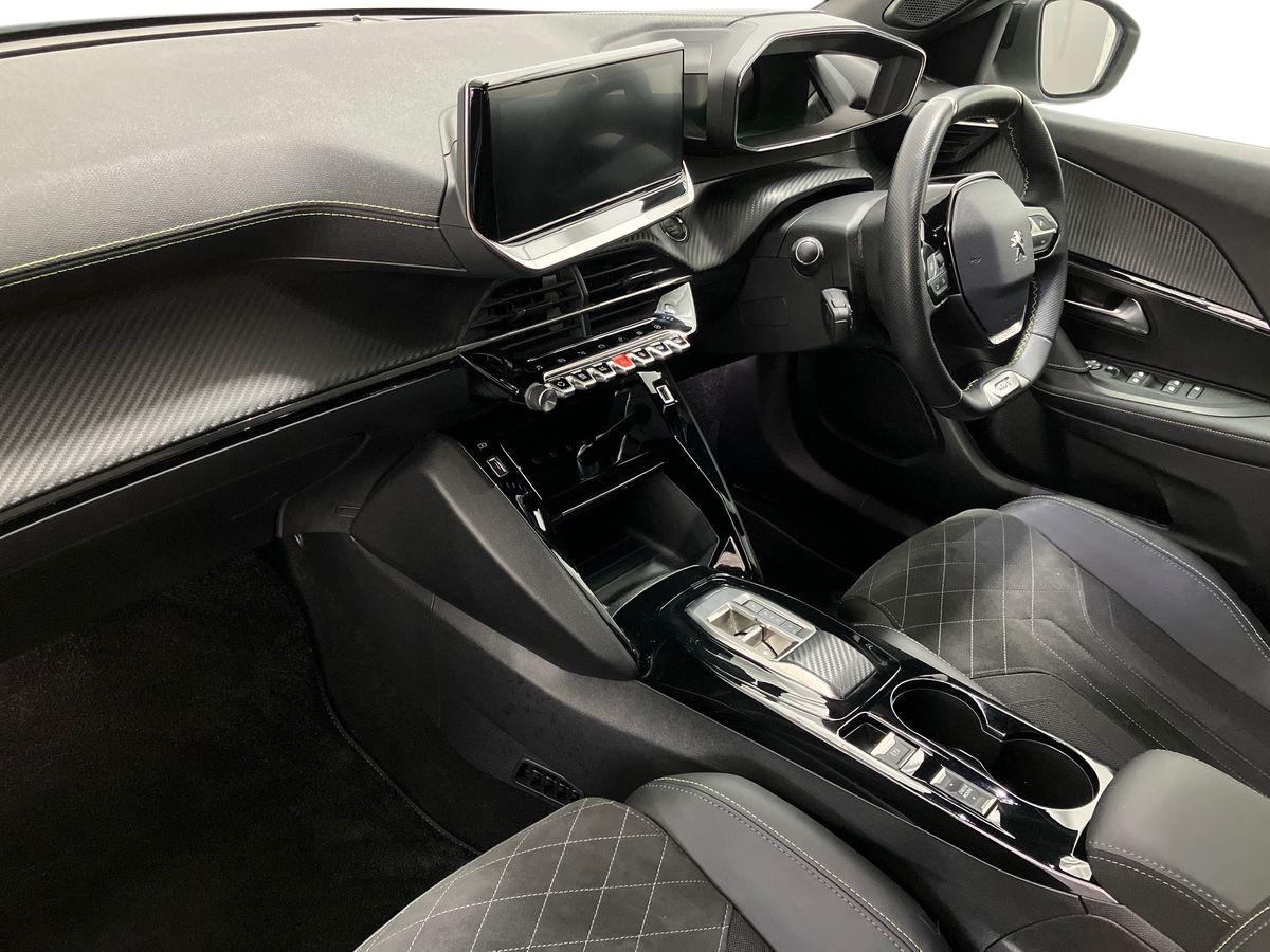 Used Peugeot 2008 2023 for sale - 76128128: Photo 7