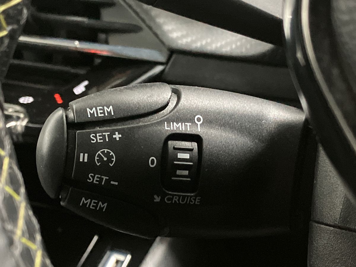 Used Peugeot 2008 2020 for sale - 76090238: Photo 40