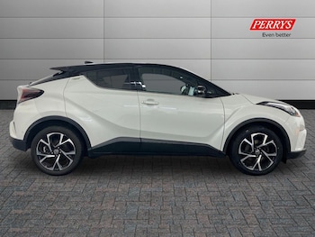 Used Toyota C-HR 2017 for sale - 77221129: Photo