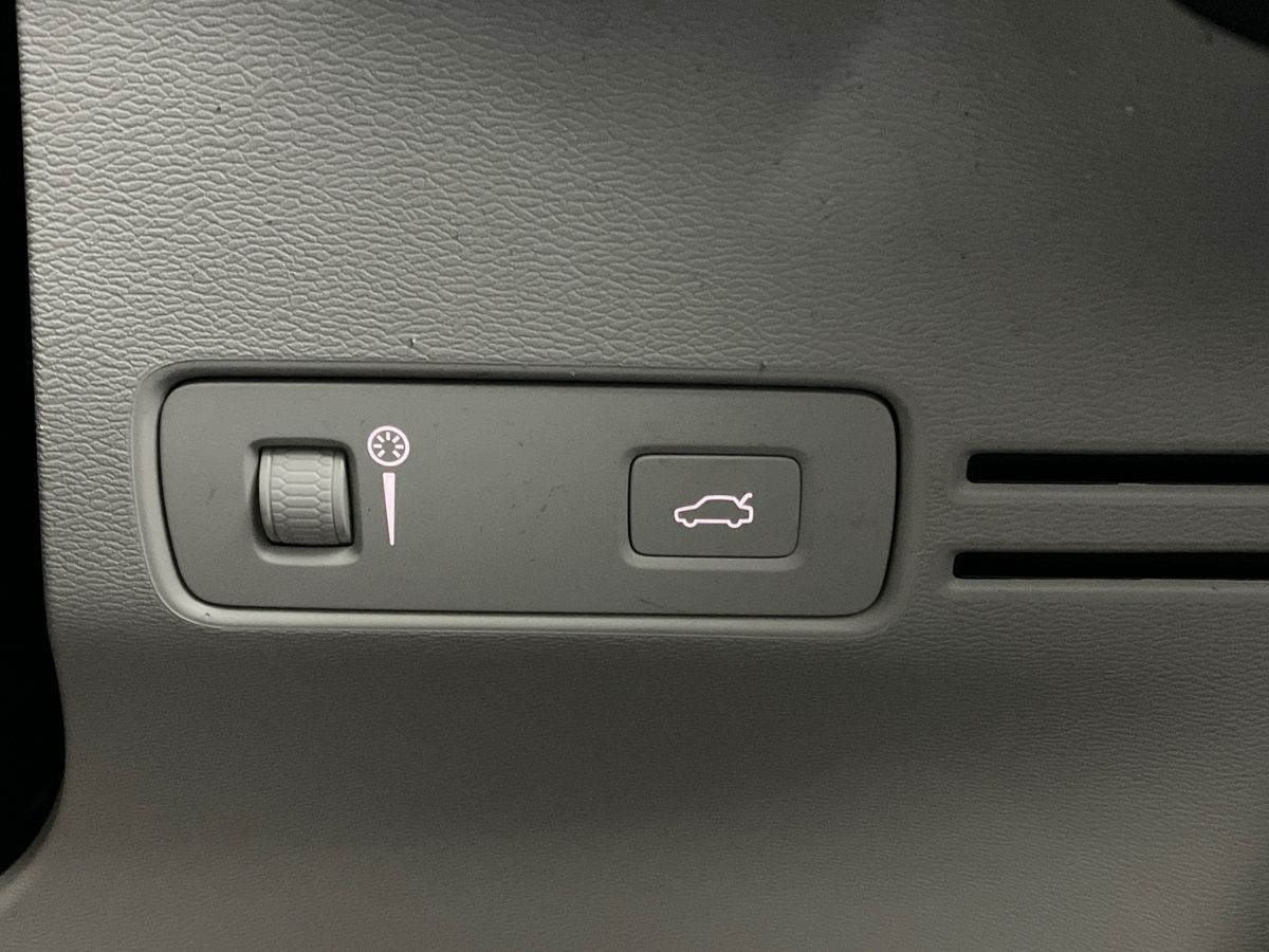 Used Volvo XC40 2021 for sale - 77113746: Photo 36