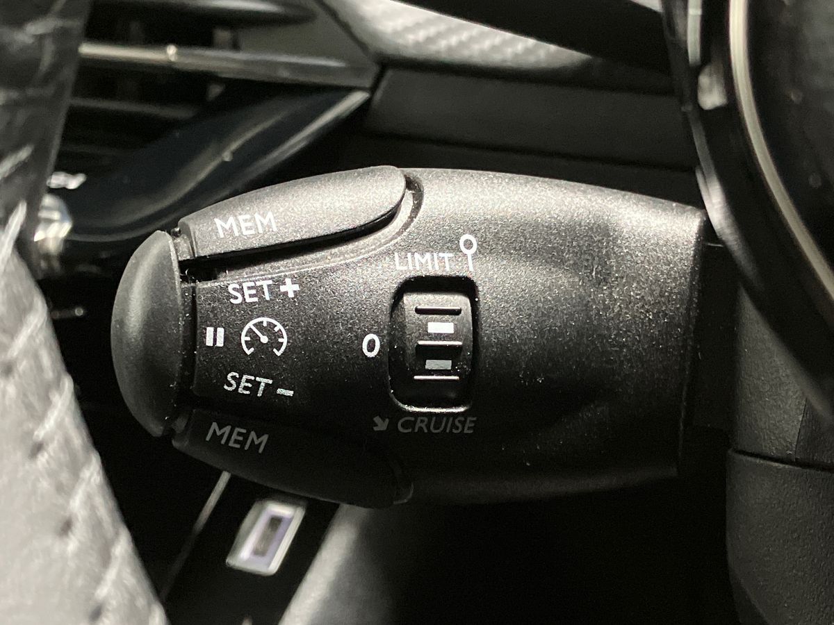 Used Peugeot 2008 2025 for sale - 76090414: Photo 38