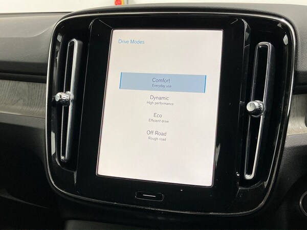 Used Volvo XC40 2022 for sale - 75461264: Photo 30