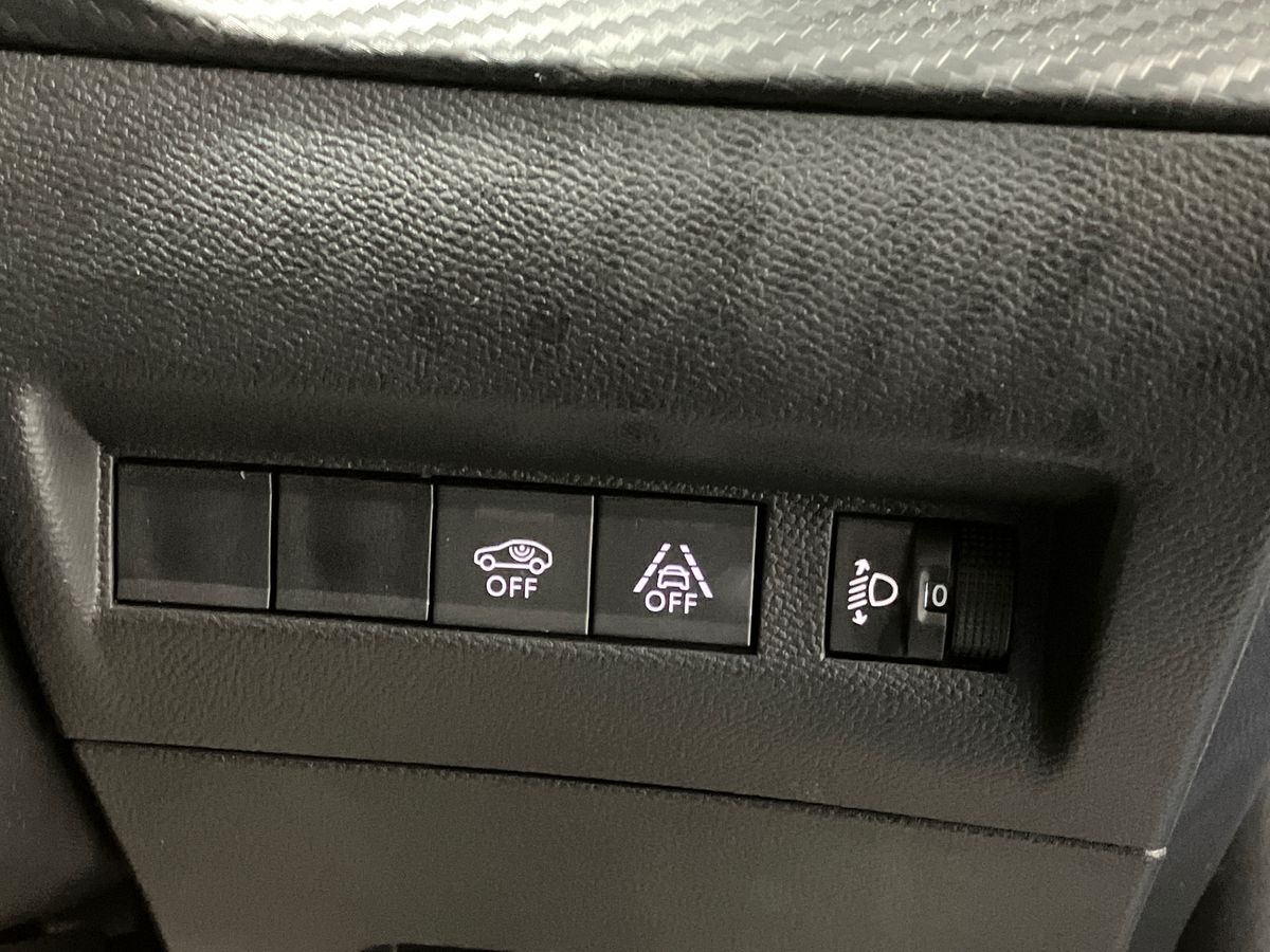 Used Peugeot 2008 2021 for sale - 76330718: Photo 33