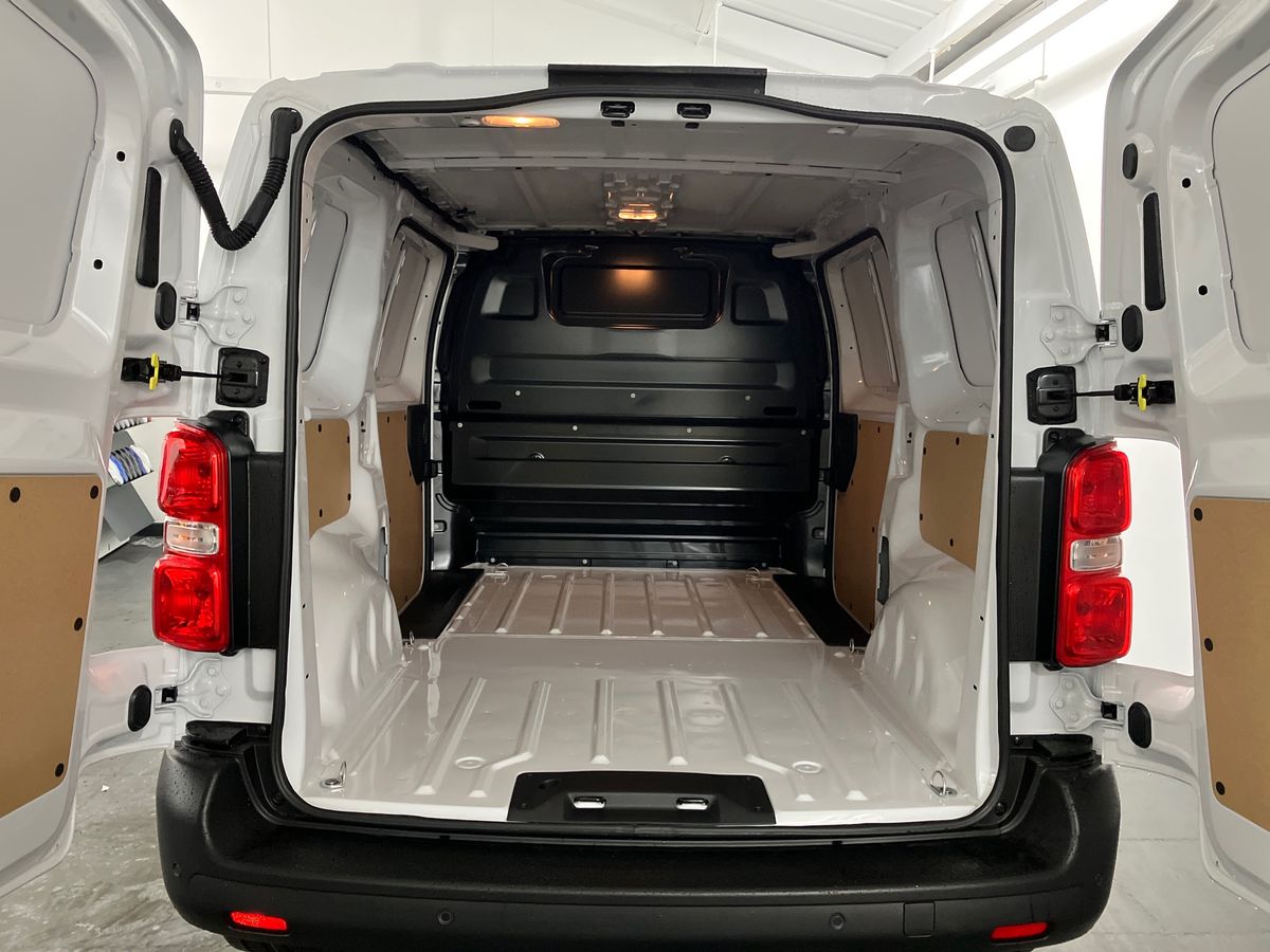 Used Peugeot Expert 2025 for sale - 76845524: Photo 17