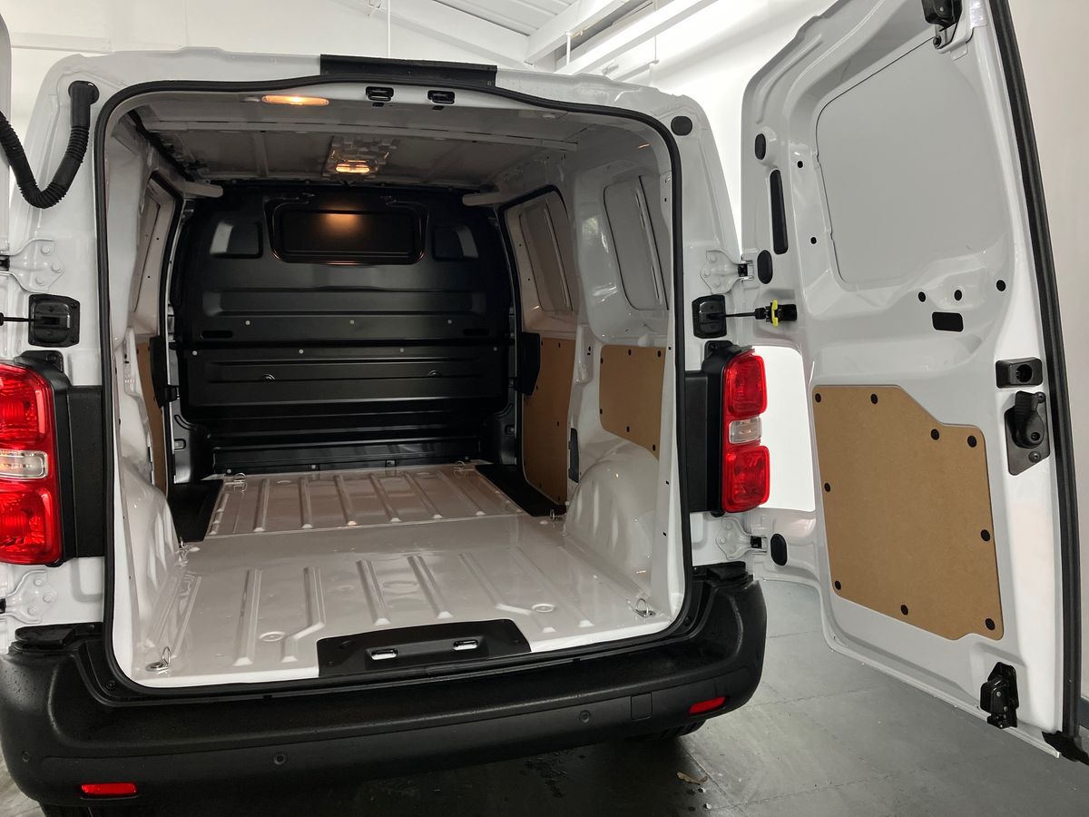 Used Peugeot Expert 2025 for sale - 76845524: Photo 36