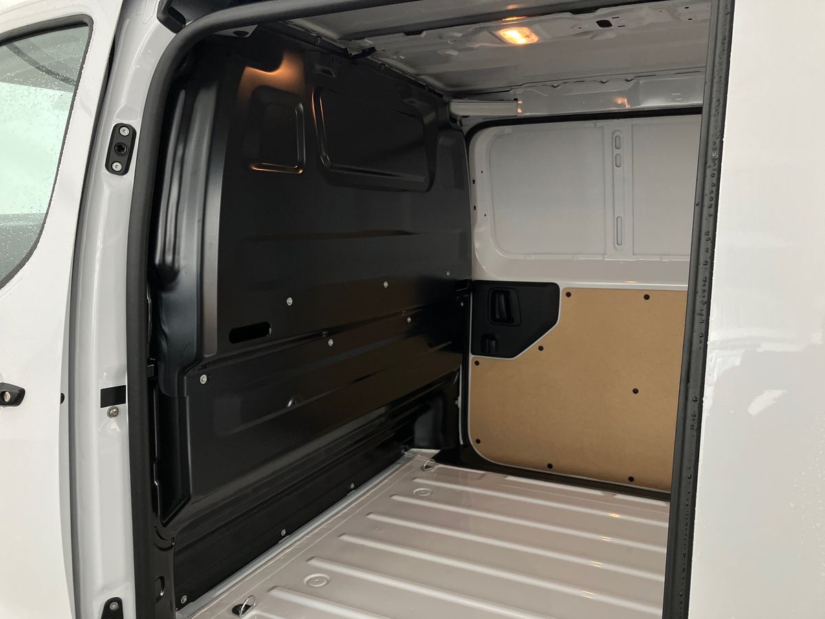 Used Peugeot Expert 2025 for sale - 76845524: Photo 40