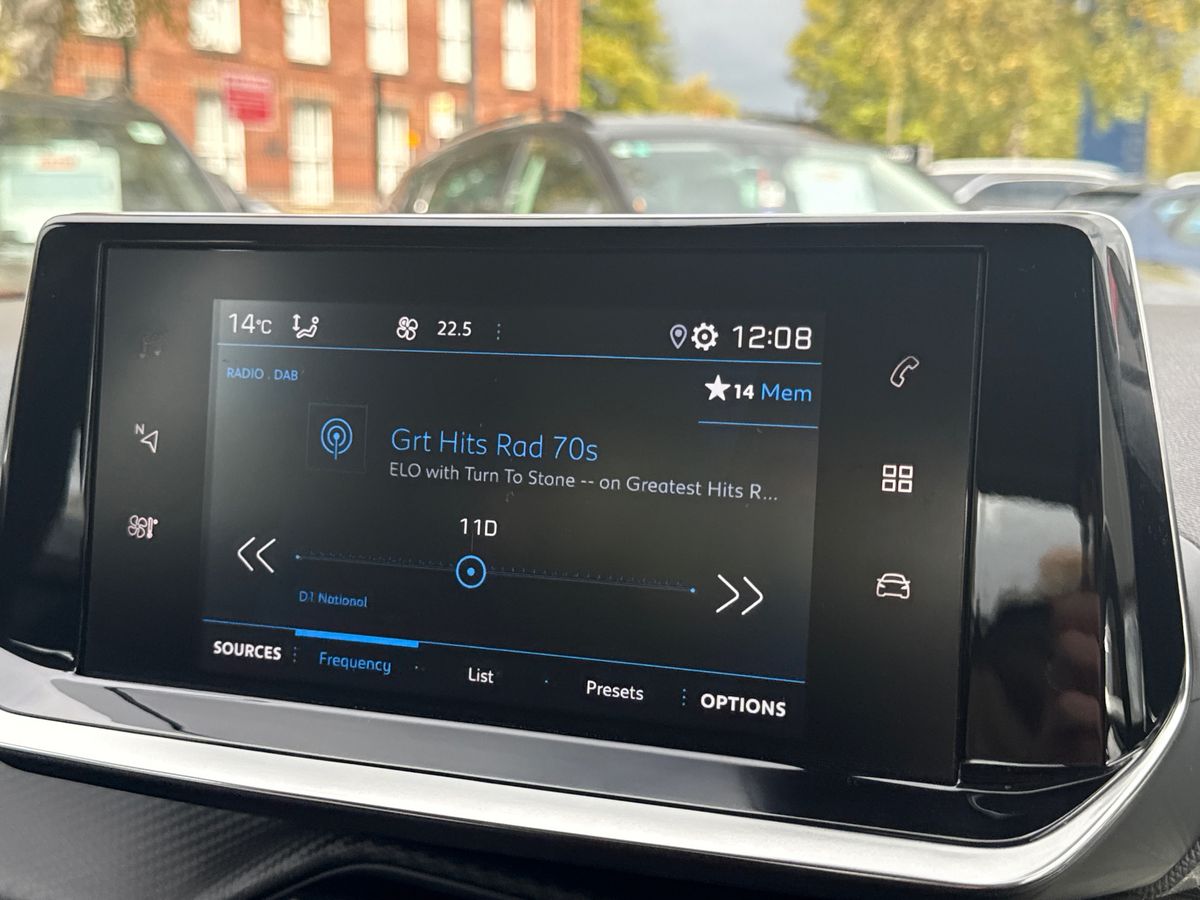 Used Peugeot 2008 2022 for sale - 76518216: Photo 10