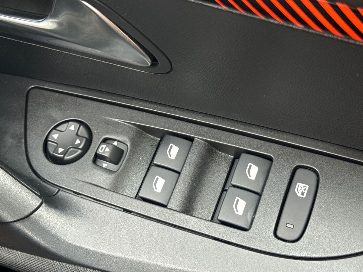 Used Peugeot 2008 2022 for sale - 76518216: Photo 18