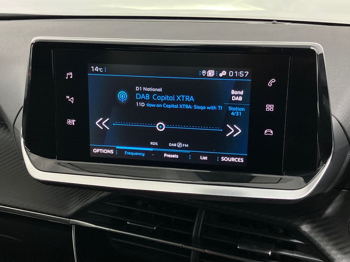 Used Peugeot 2008 2022 for sale - 76158033: Photo 11