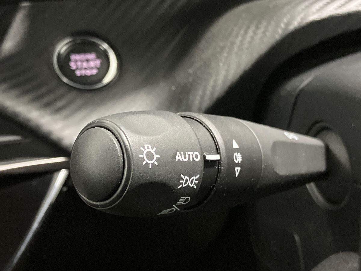 Used Peugeot 2008 2022 for sale - 76158033: Photo 38