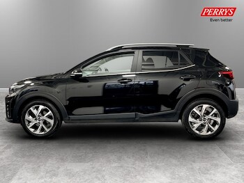 Used Kia Stonic 2022 for sale - 77743601: Photo