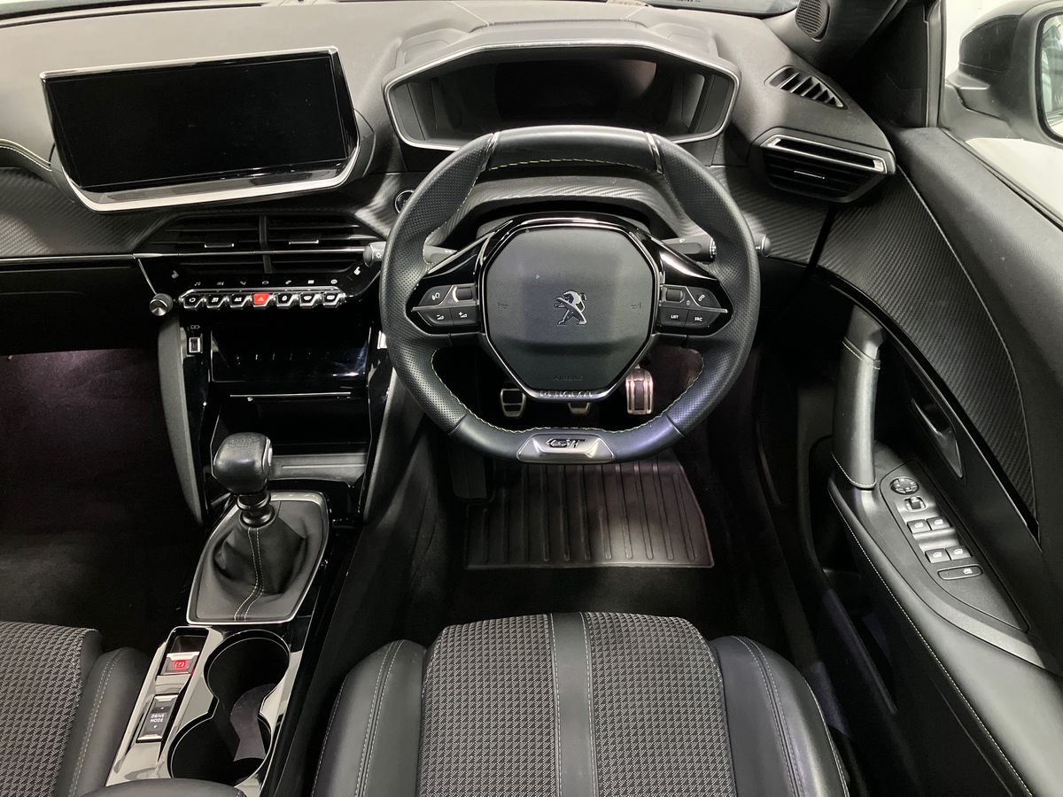 Used Peugeot 2008 2022 for sale - 76330666: Photo 15