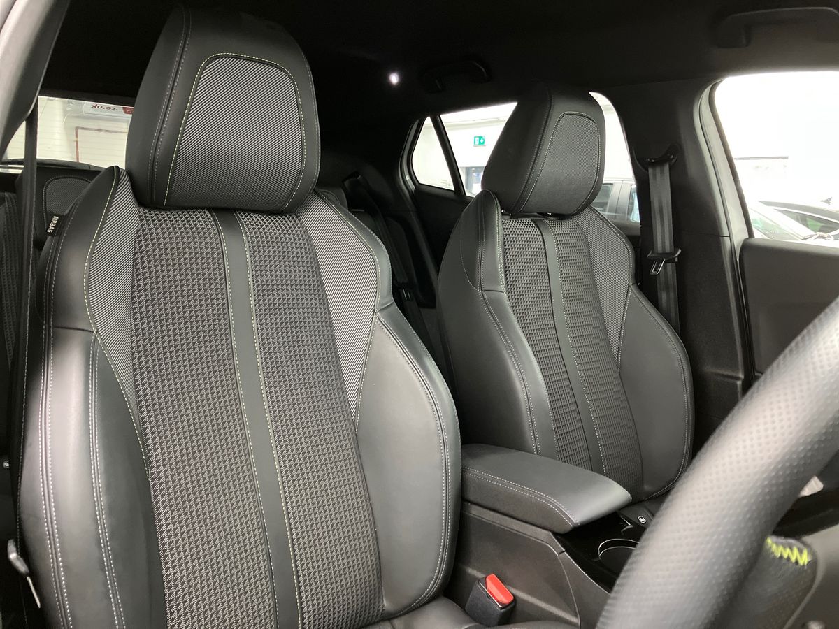Used Peugeot 2008 2022 for sale - 76330666: Photo 23