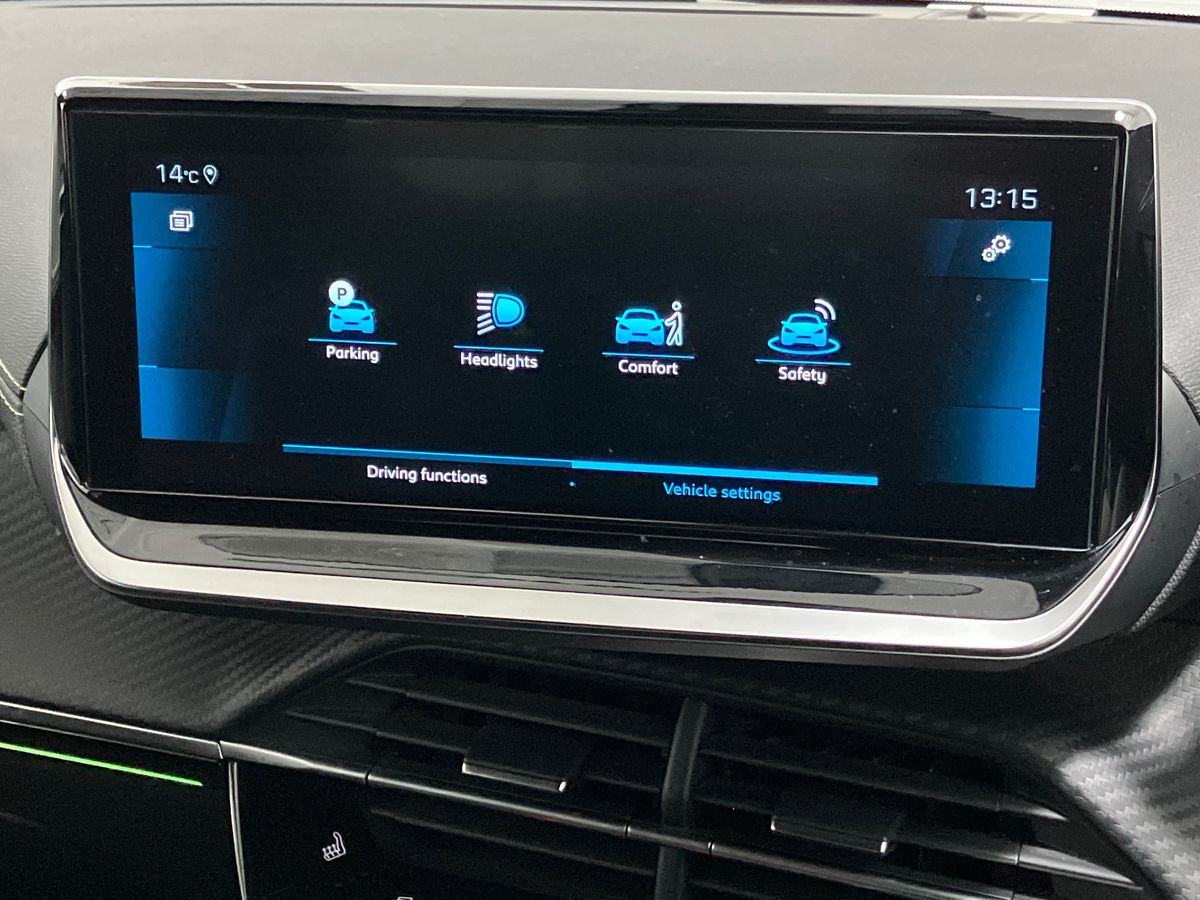 Used Peugeot 2008 2022 for sale - 76330666: Photo 28