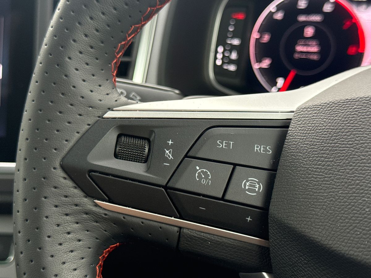 Used SEAT Ateca 2024 for sale - 77980294: Photo 17