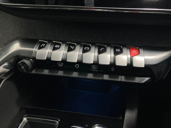 Used Peugeot 3008 2022 for sale - 76263938: Photo 35