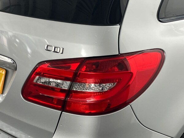 Used Mercedes-Benz B Class 2014 for sale - 76264071: Photo 39