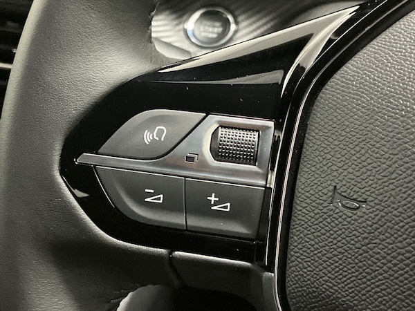 Used Peugeot 2008 2025 for sale - 75212659: Photo 19
