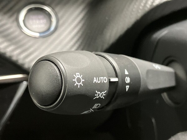 Used Peugeot 2008 2025 for sale - 75212659: Photo 38
