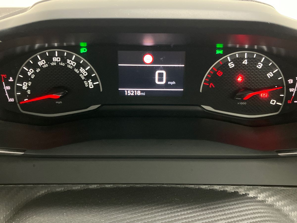 Used Peugeot 2008 2022 for sale - 76142154: Photo 14