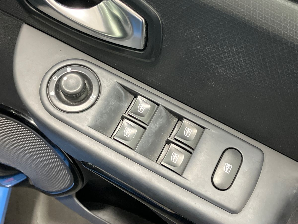 Used Renault Clio 2016 for sale - 76518200: Photo 18