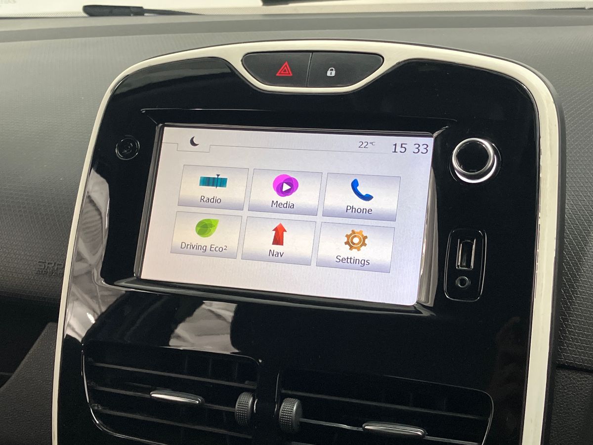 Used Renault Clio 2016 for sale - 76518200: Photo 25